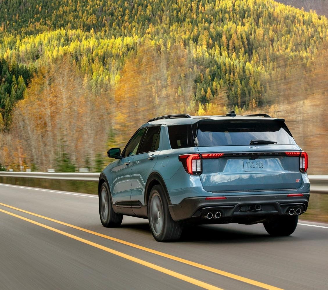 Ford Recalls 231,000 Explorer and Lincoln Aviator SUVs